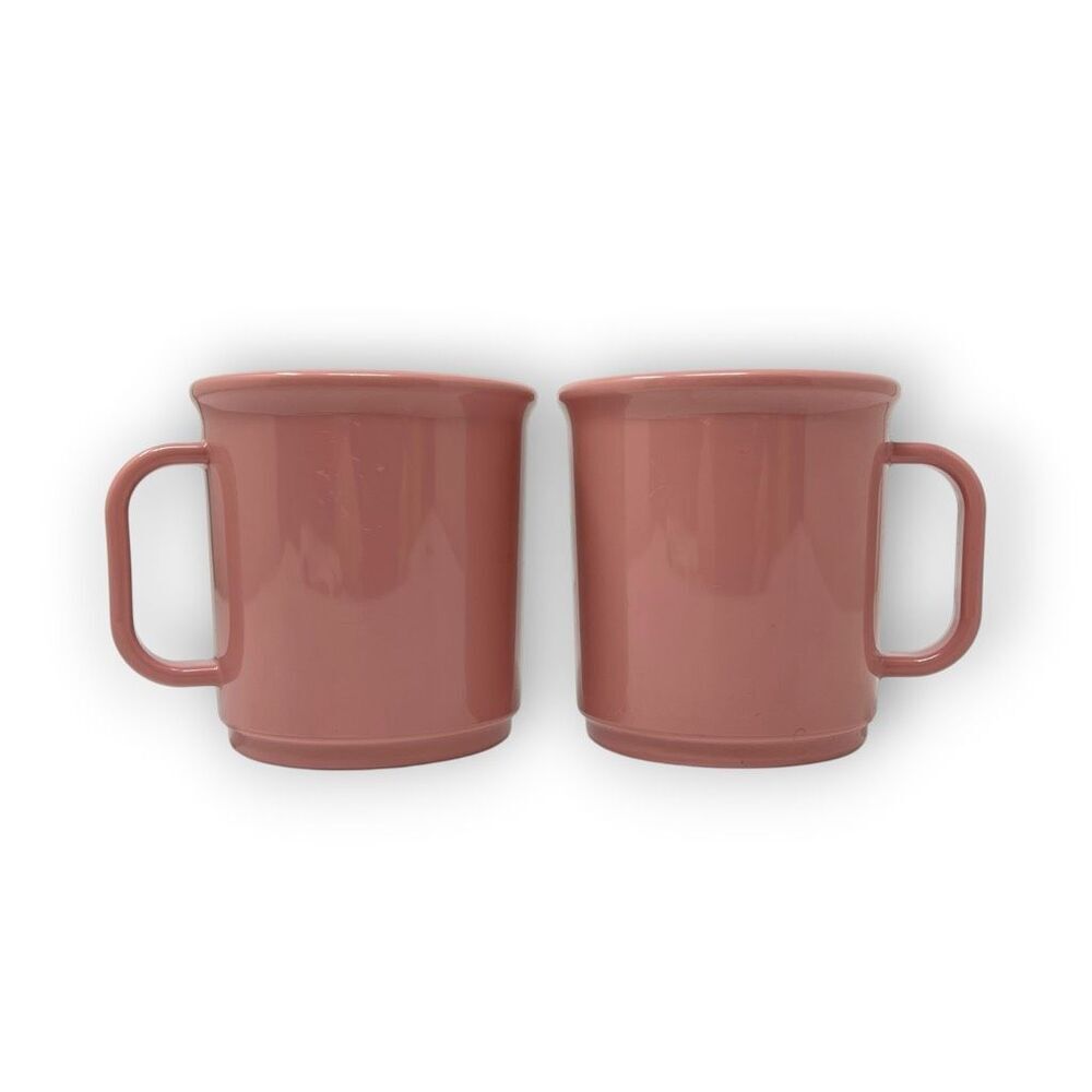Rubbermaid Melamine Plastic Pink Dusty Rose 10 Ounce Coffee Cups #3813 Lot of 2